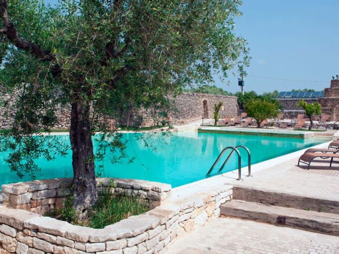 RESORT MASSERIA con piscina e Suite – Avetrana