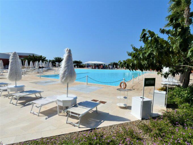 Due abitazioni con giardino e piscina condominiale – residence Chiusurelle – Porto Cesareo (LE)