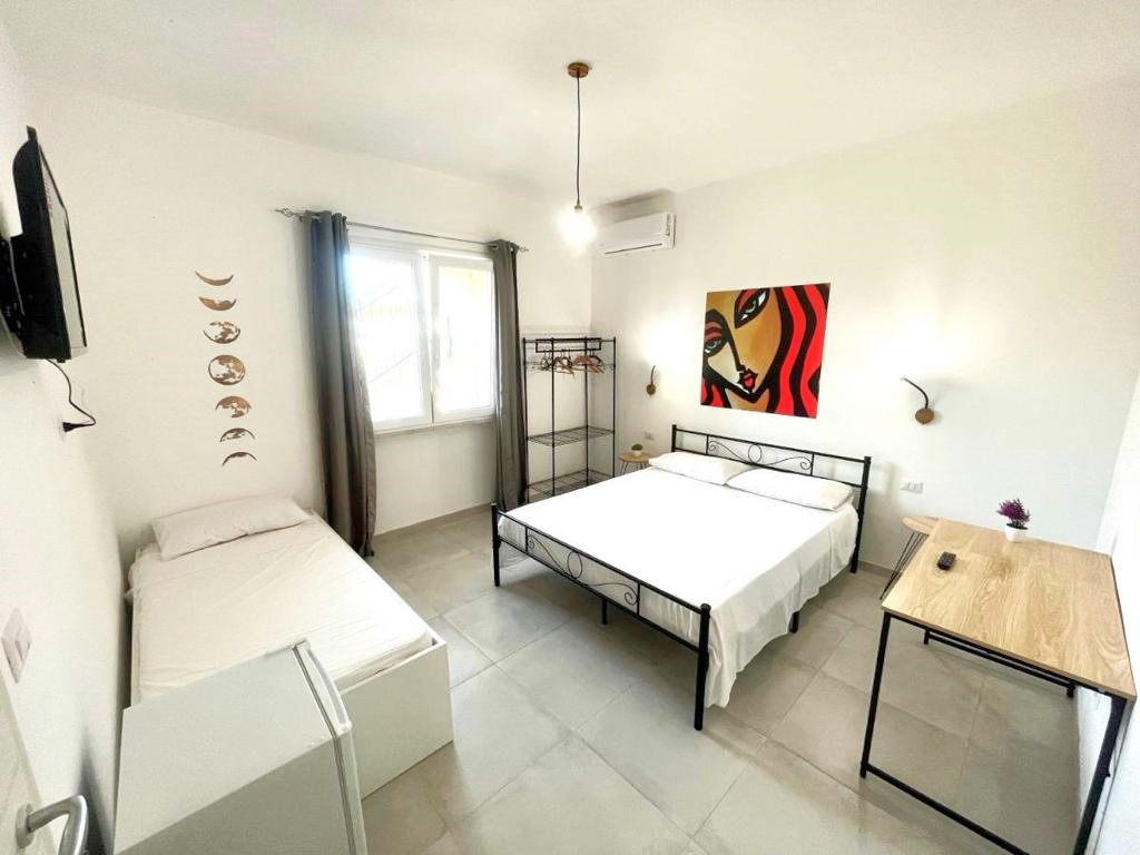Ristrutturata, 3 camere 3 bagni + soggiorno, nuovi arredi – Porto Cesareo