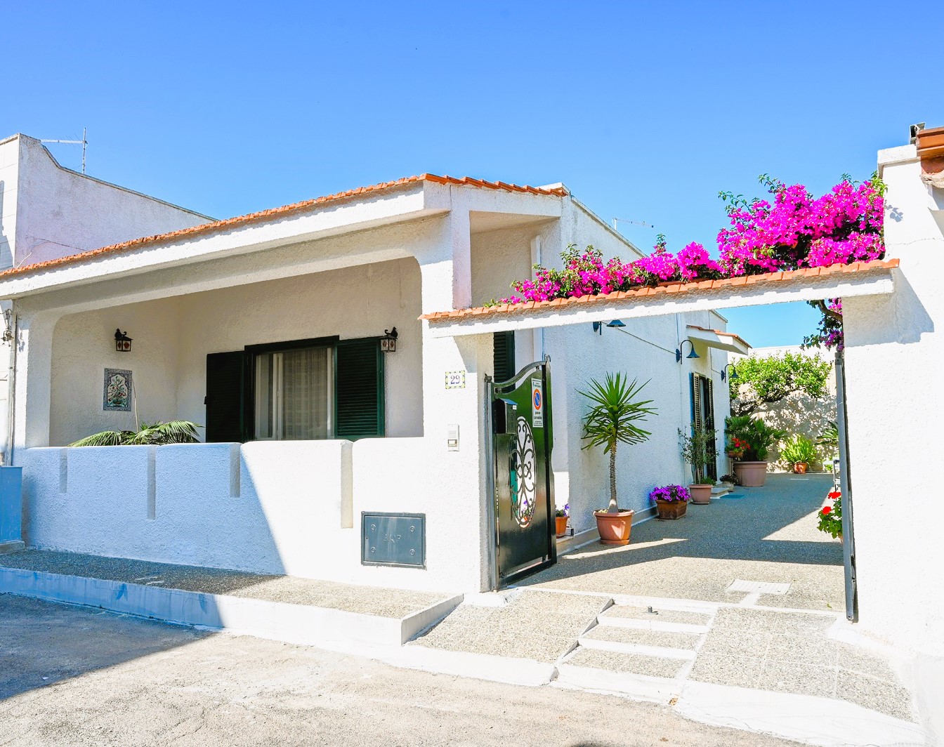 Villa a 100 Mt. dalla spiaggia di Torre Lapillo (LE)