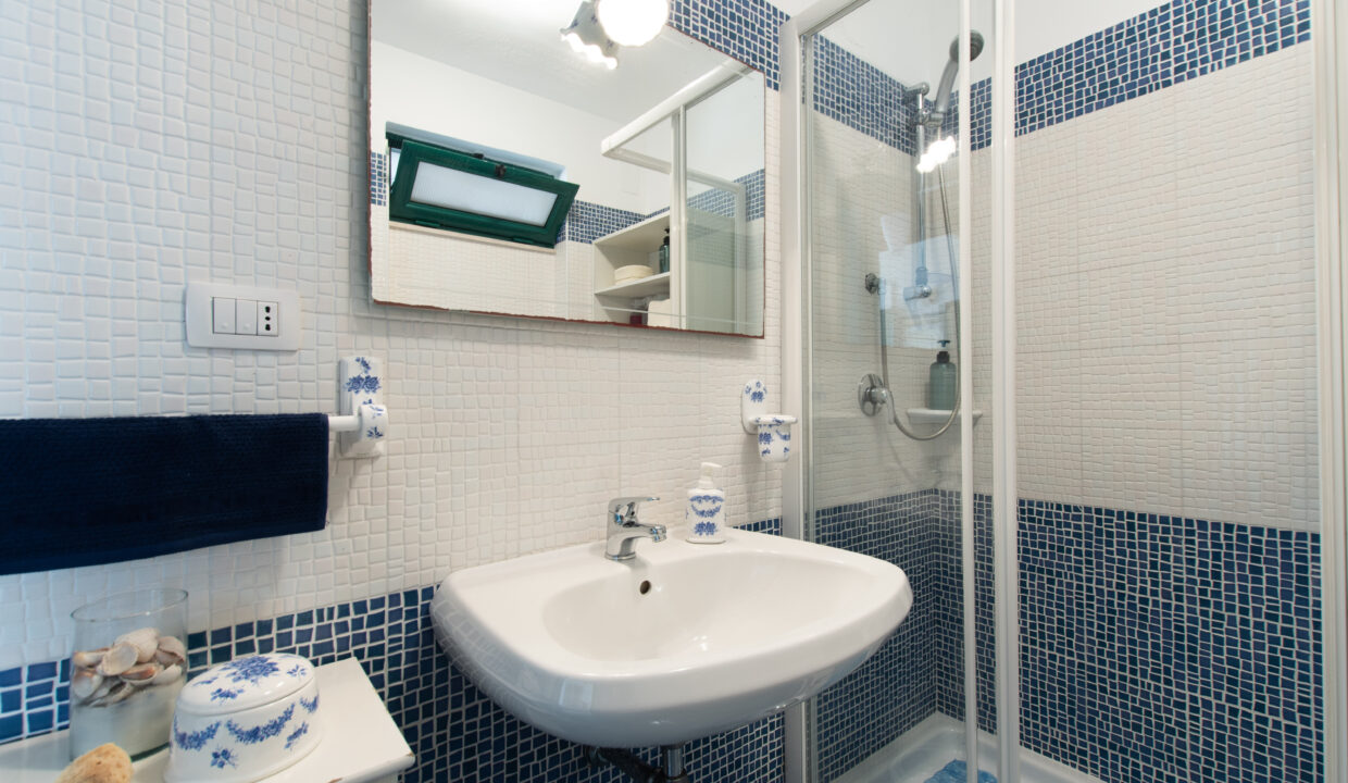 22bagno2b
